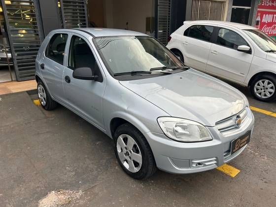 CHEVROLET CELTA 1.0 MPFI SUPER 8V FLEX 4P MANUAL